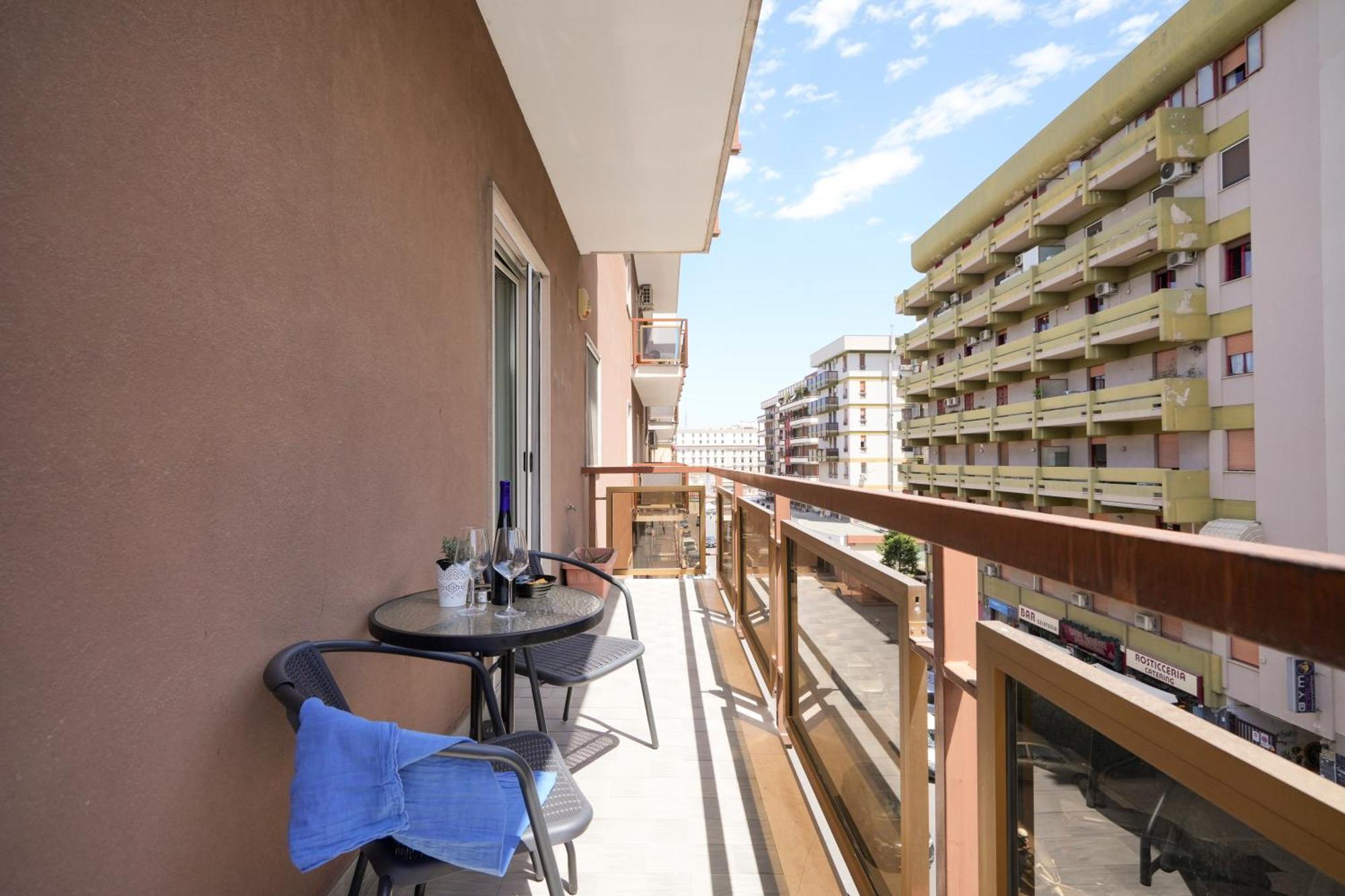 Gli Aquiloni Apartment - Steps From The Station Μπάρι Εξωτερικό φωτογραφία